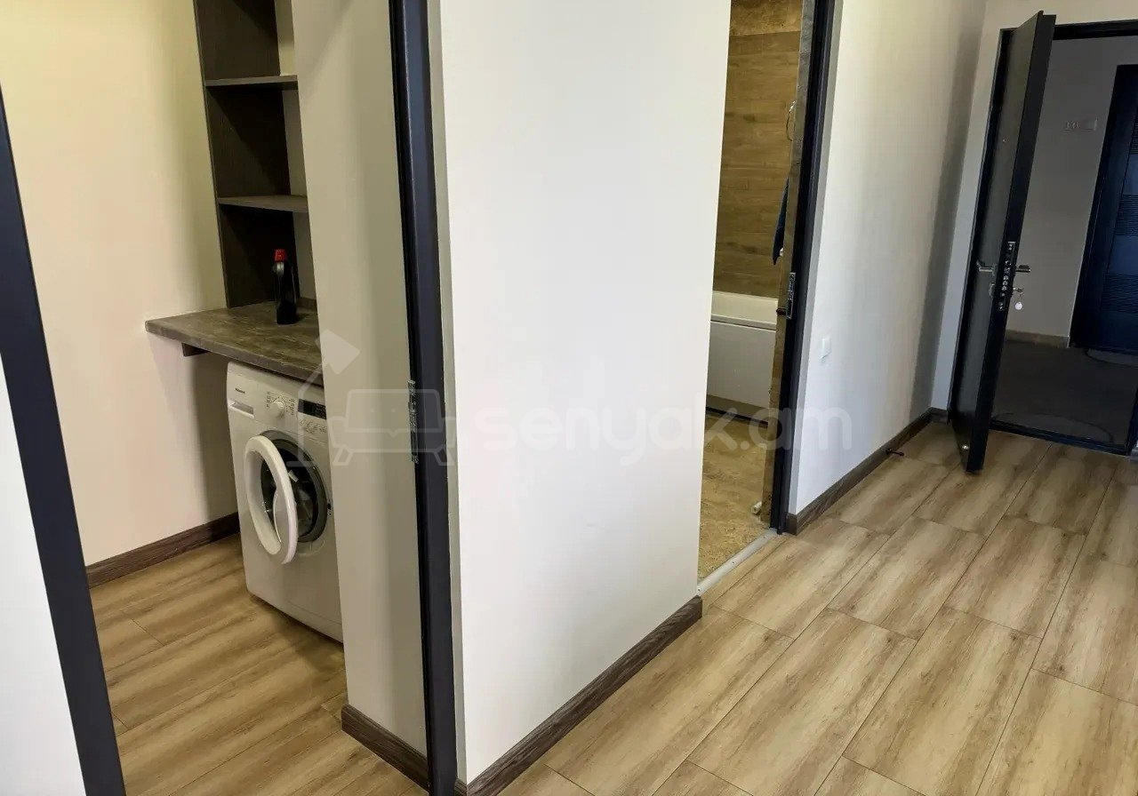 2 Սենյականոց Բնակարան Քարե Շենքում, 51քմ, 3/4 հարկ, Կապիտալ Վերանորոգված