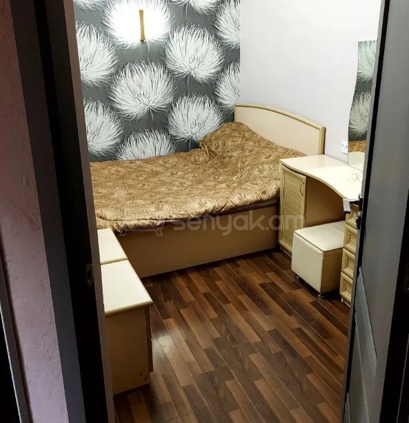 2 Սենյականոց Բնակարան Քարե Շենքում, 35քմ, 2/5 հարկ, Կապիտալ Վերանորոգված