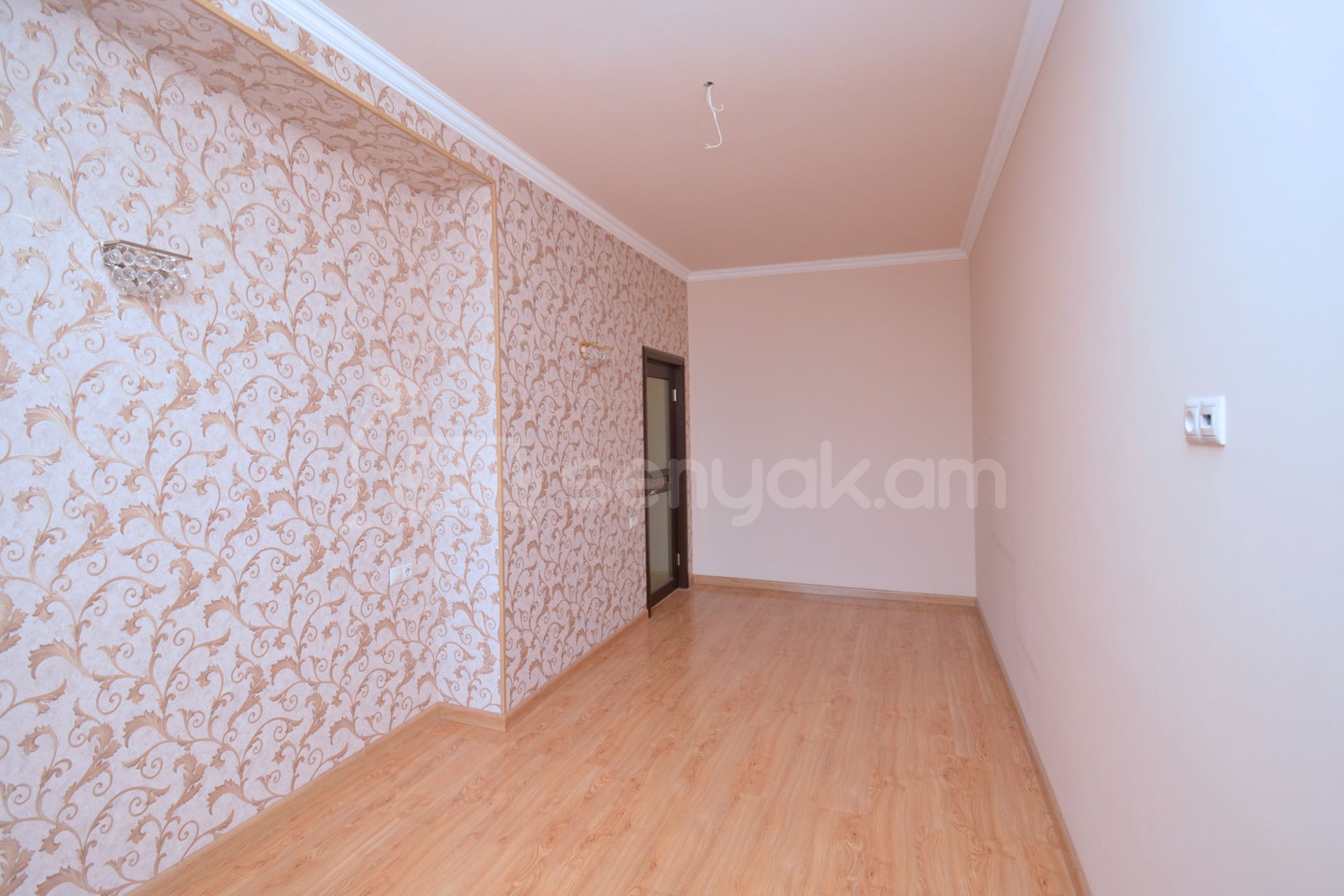 3 Սենյականոց Բնակարան Նորակառույցում, 105քմ, 12/16 հարկ, Կապիտալ Վերանորոգված