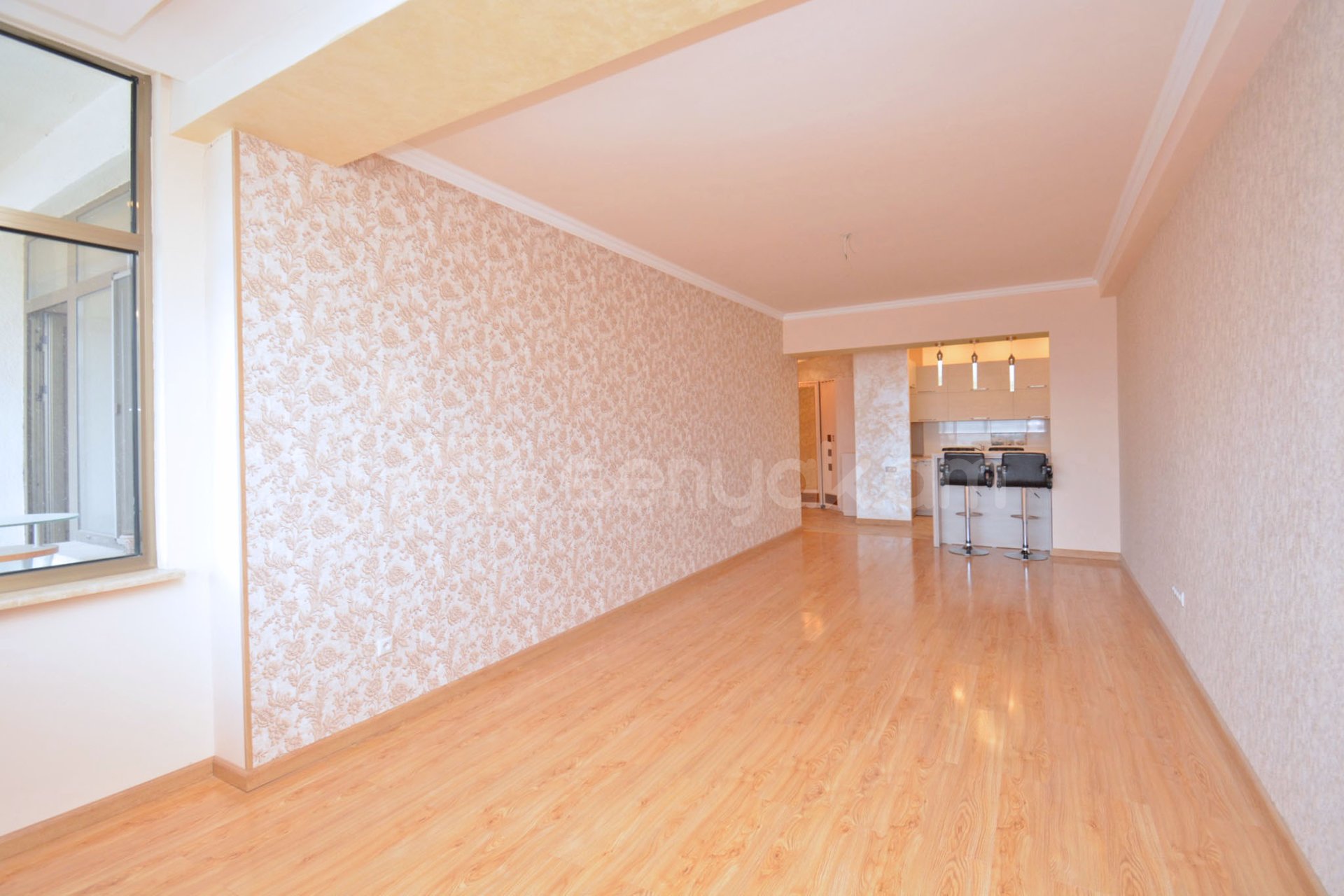 3 Սենյականոց Բնակարան Նորակառույցում, 105քմ, 12/16 հարկ, Կապիտալ Վերանորոգված