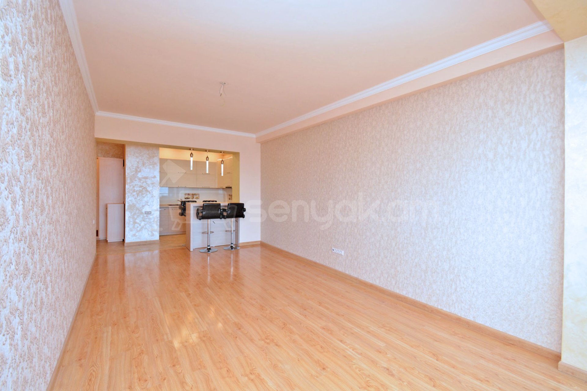 3 Սենյականոց Բնակարան Նորակառույցում, 105քմ, 12/16 հարկ, Կապիտալ Վերանորոգված