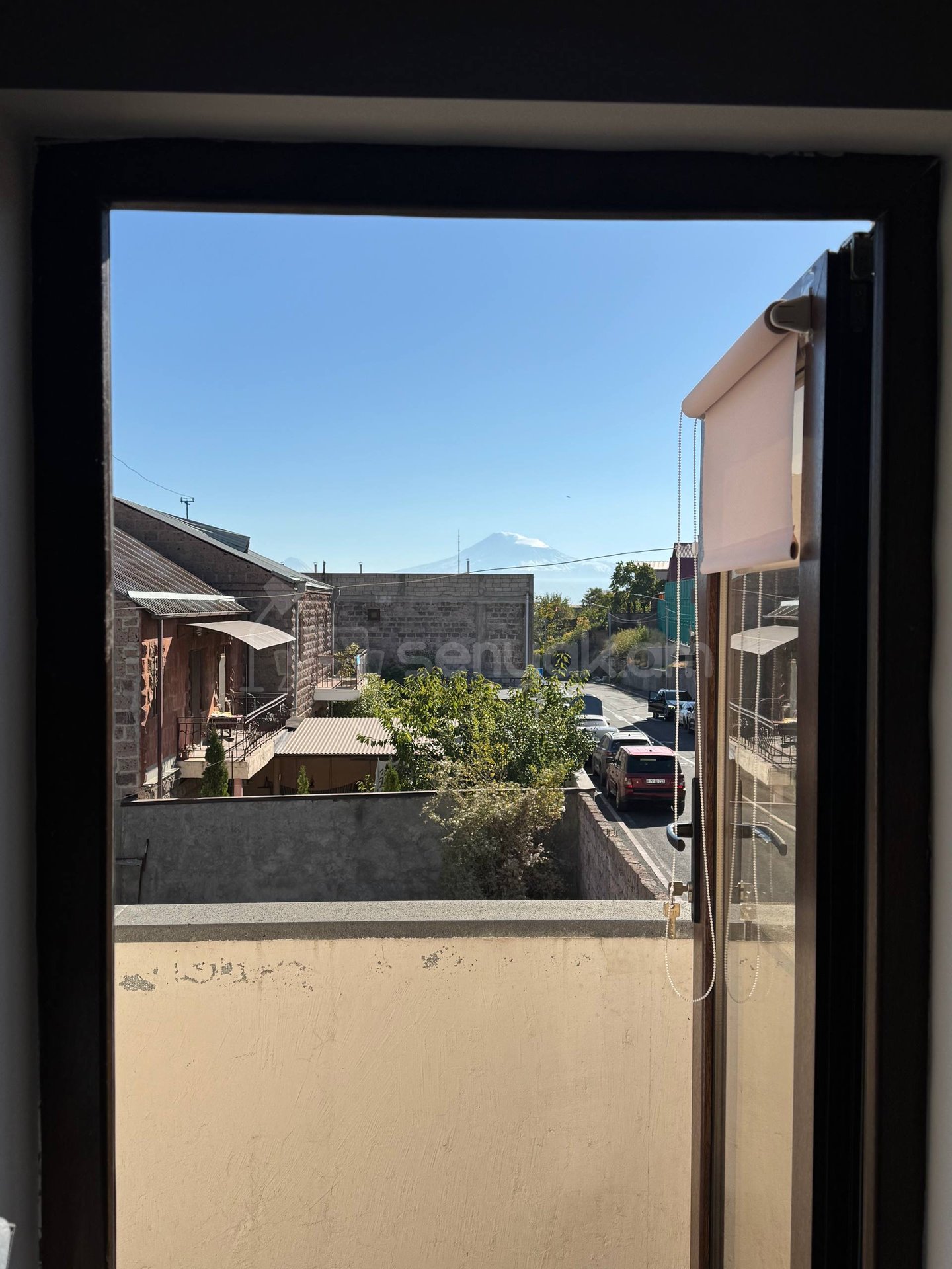 3 Սենյականոց Բնակարան Նորակառույց Քարե Շենքում, 60քմ, 2/2 հարկ, Կապիտալ Վերանորոգված, Կահավորված, Արևկող