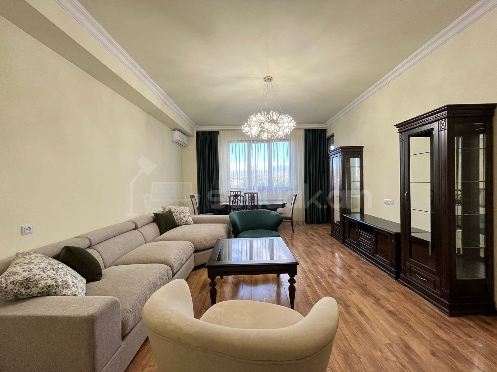 3 Սենյականոց Բնակարան Նորակառույցում, 110քմ, 13/16 հարկ, Կապիտալ Վերանորոգված, Կահավորված, Արևկող