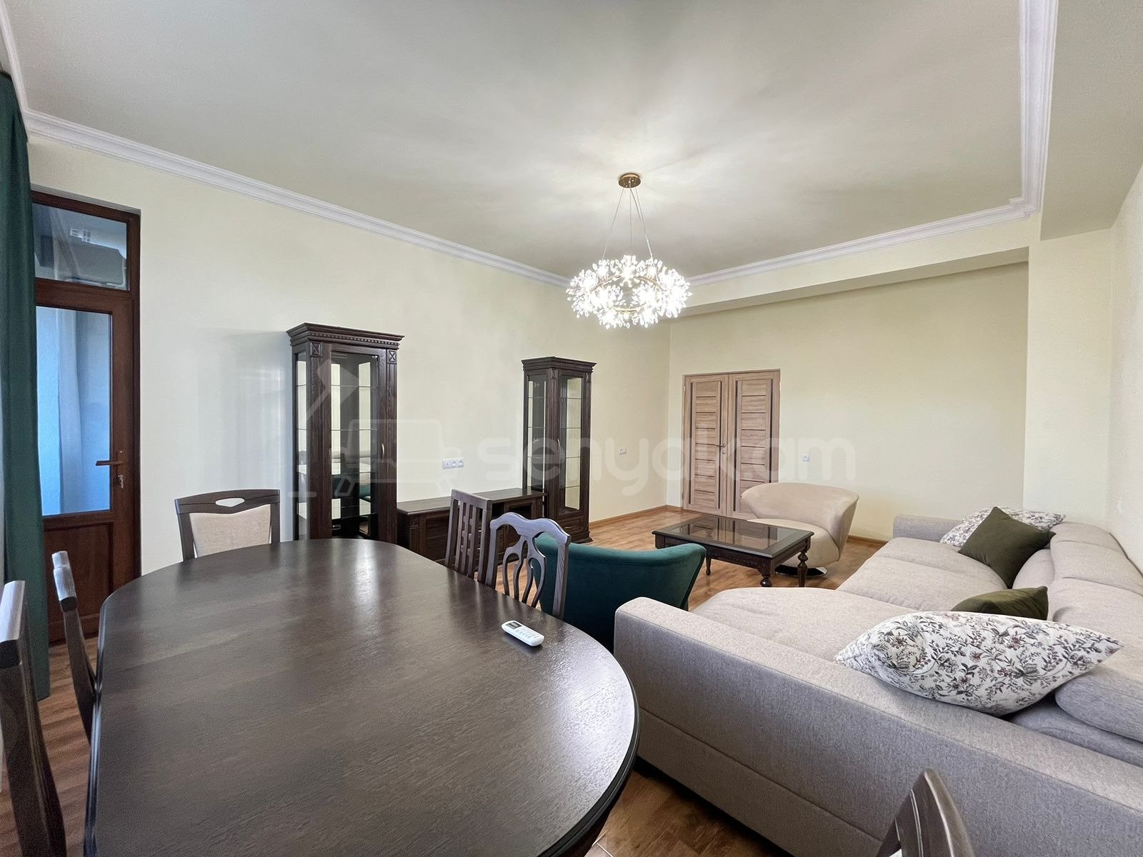 3 Սենյականոց Բնակարան Նորակառույցում, 110քմ, 13/16 հարկ, Կապիտալ Վերանորոգված, Կահավորված, Արևկող