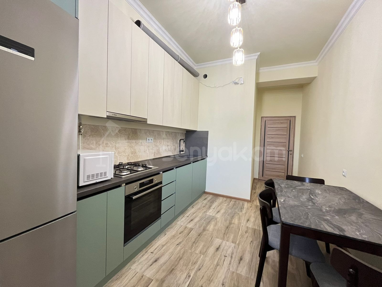 3 Սենյականոց Բնակարան Նորակառույցում, 110քմ, 13/16 հարկ, Կապիտալ Վերանորոգված, Կահավորված, Արևկող