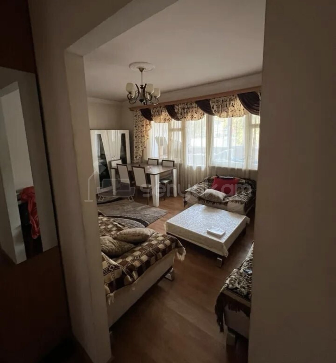 3 Սենյականոց Բնակարան, 75քմ, 3/9 հարկ, Դիզայներական Վերանորոգված, Կահավորված, Արևկող