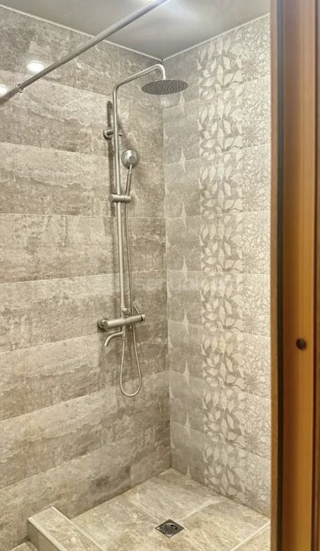 2 Սենյականոց Բնակարան Քարե Շենքում, 60քմ, 1/5 հարկ, Դիզայներական Վերանորոգված, Կահավորված, Արևկող