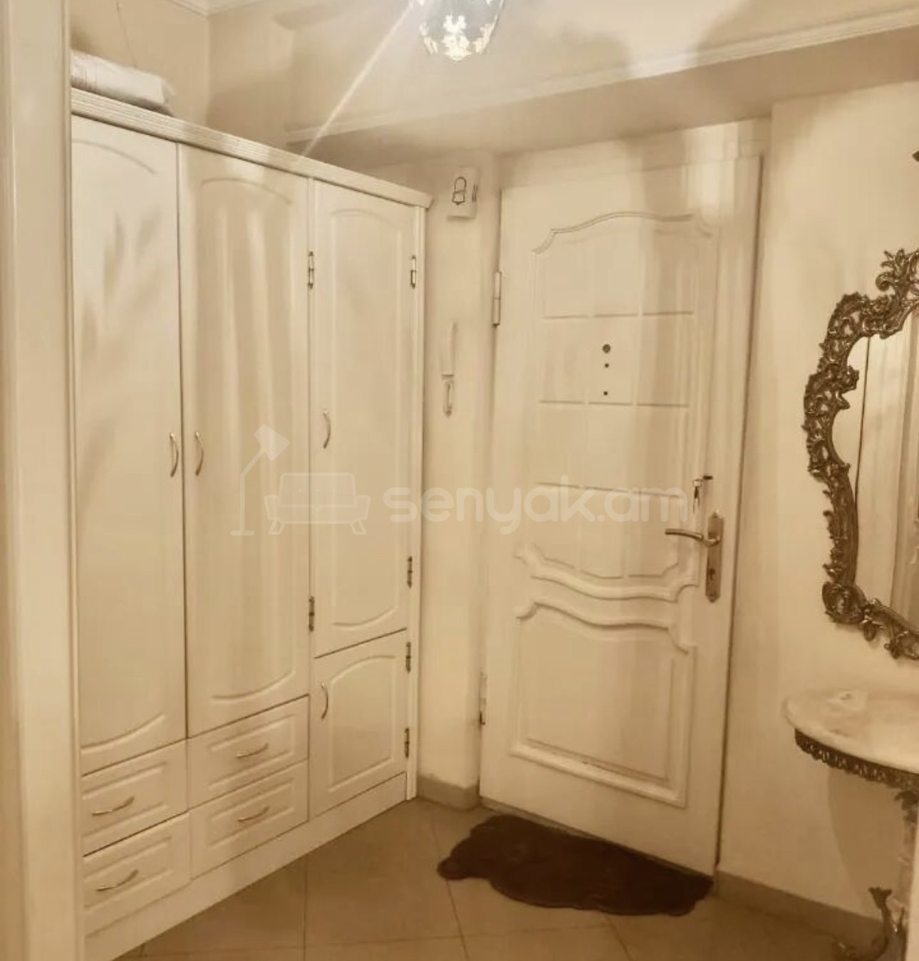 3 Սենյականոց Բնակարան, 100քմ, 9/9 հարկ, Դիզայներական Վերանորոգված, Կահավորված, Արևկող