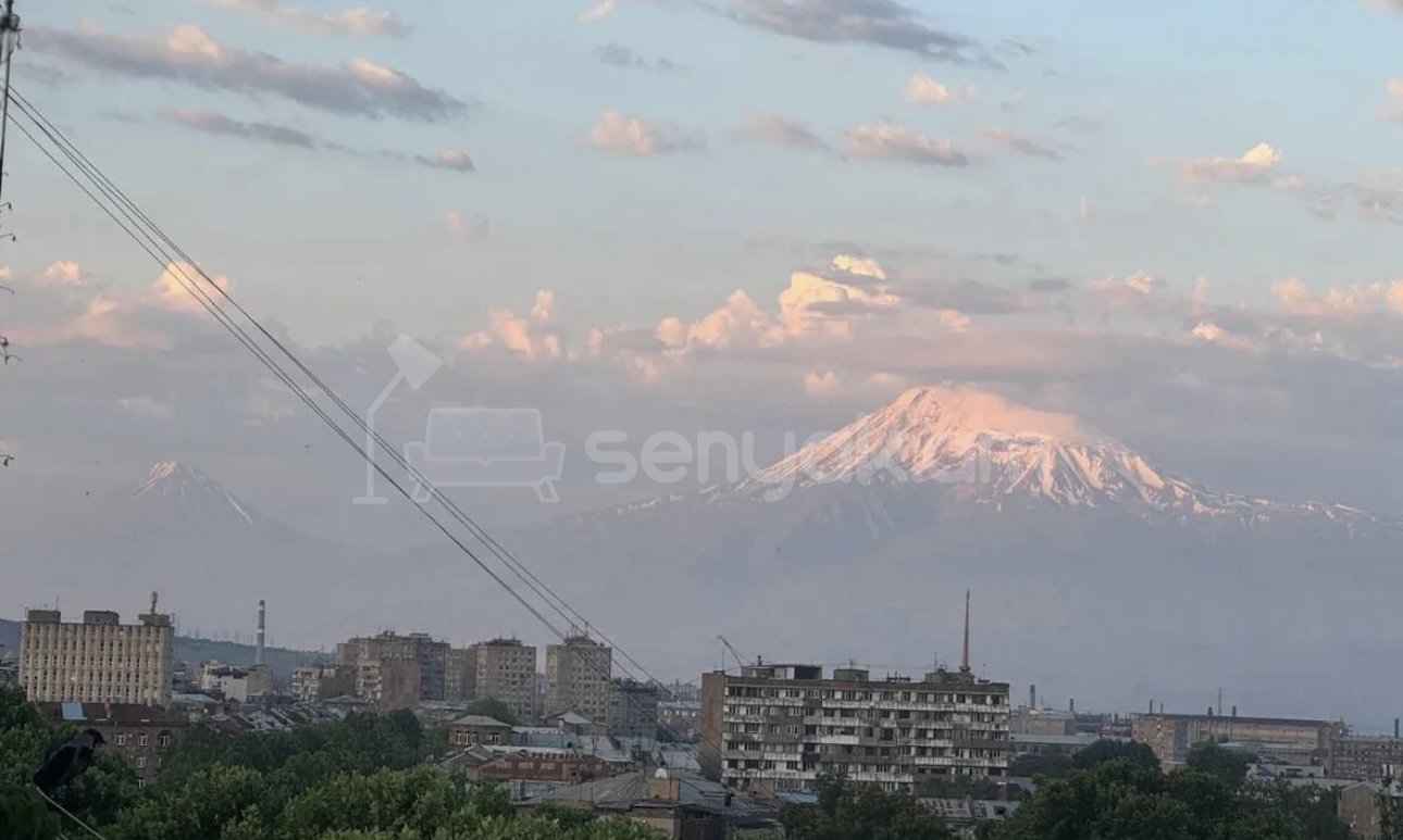 3 Սենյականոց Բնակարան, 100քմ, 9/9 հարկ, Դիզայներական Վերանորոգված, Կահավորված, Արևկող