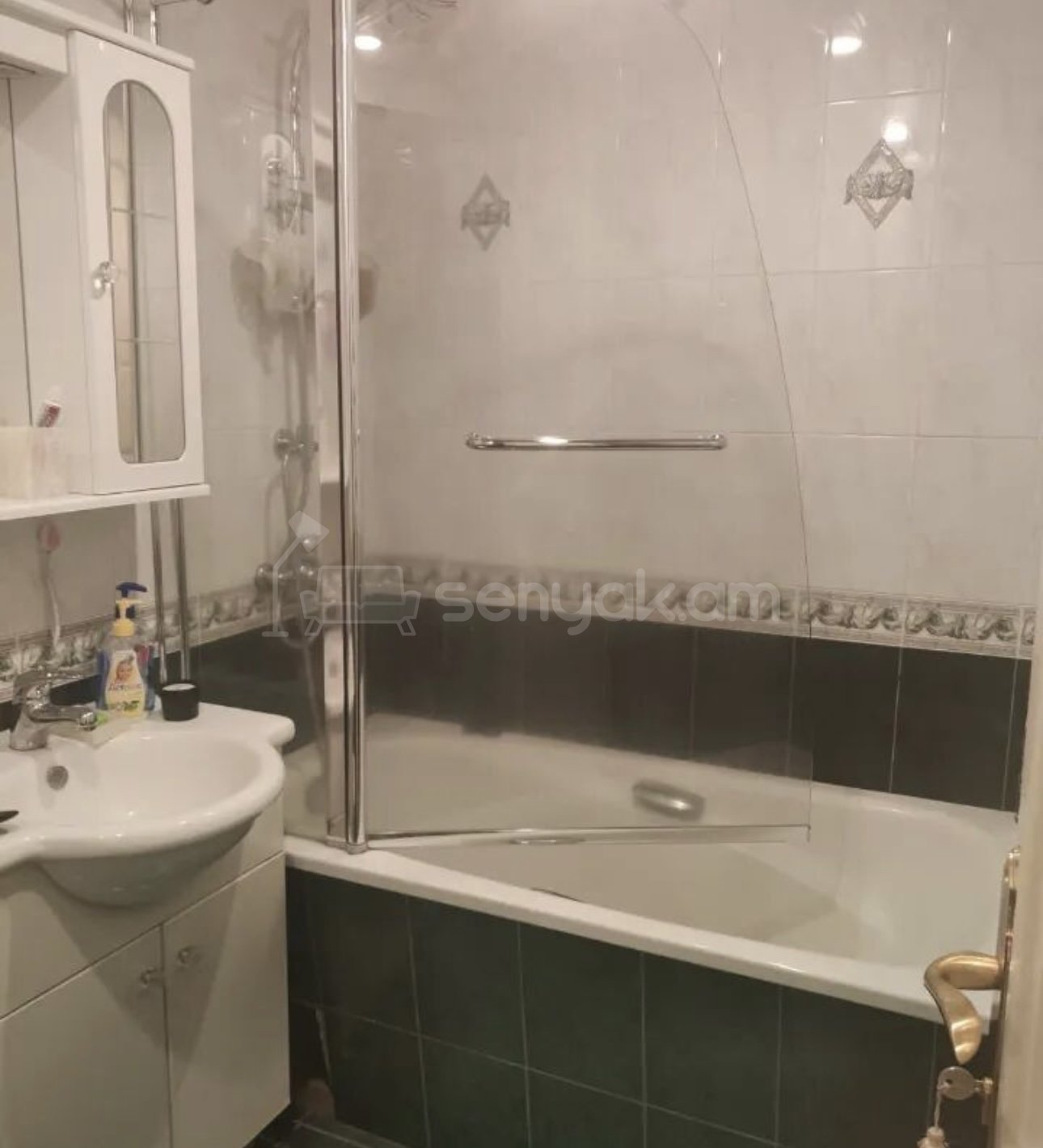 3 Սենյականոց Բնակարան, 100քմ, 9/9 հարկ, Դիզայներական Վերանորոգված, Կահավորված, Արևկող