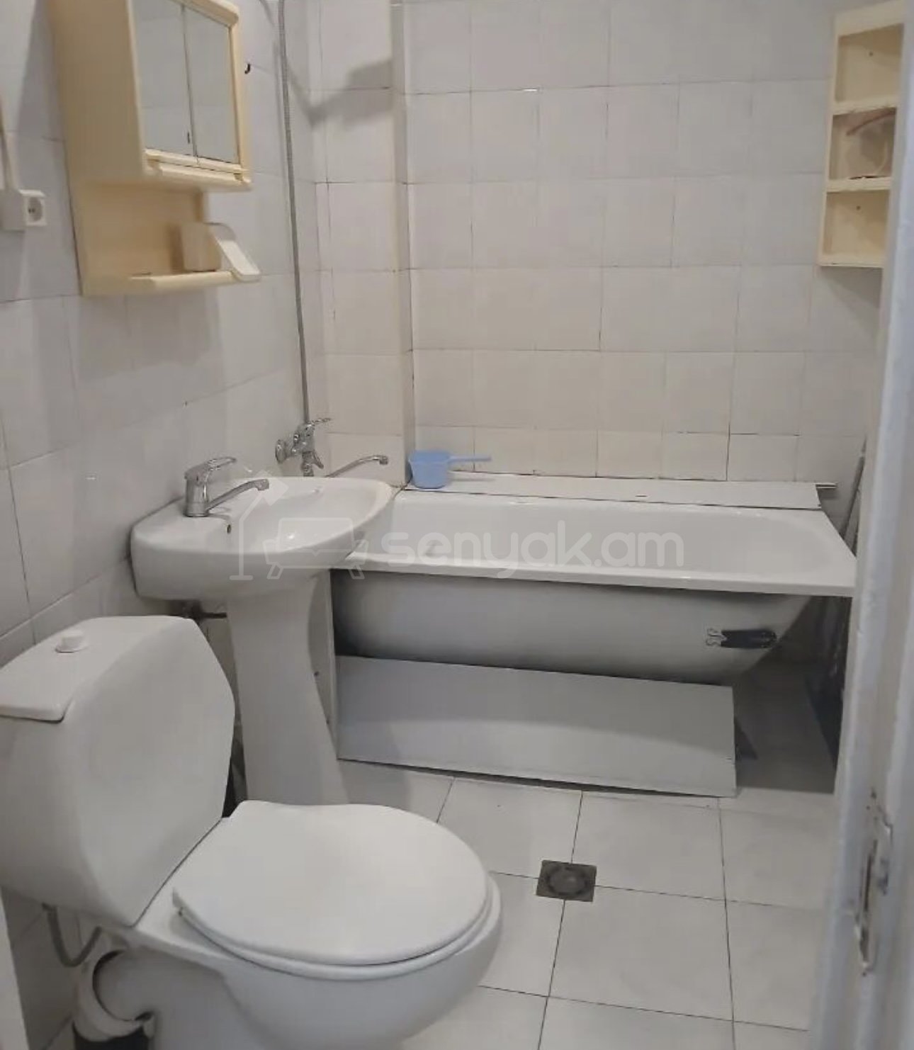 1 Սենյականոց Բնակարան Քարե Շենքում, 45քմ, 1/5 հարկ, Կոսմետիկ Վերանորոգված, Կահավորված, Արևկող