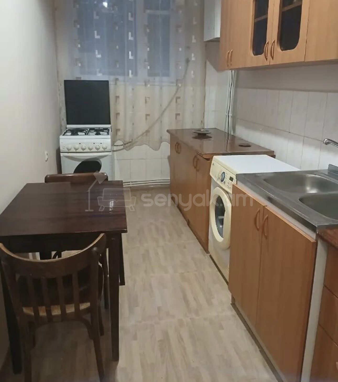 1 Սենյականոց Բնակարան Քարե Շենքում, 45քմ, 1/5 հարկ, Կոսմետիկ Վերանորոգված, Կահավորված, Արևկող