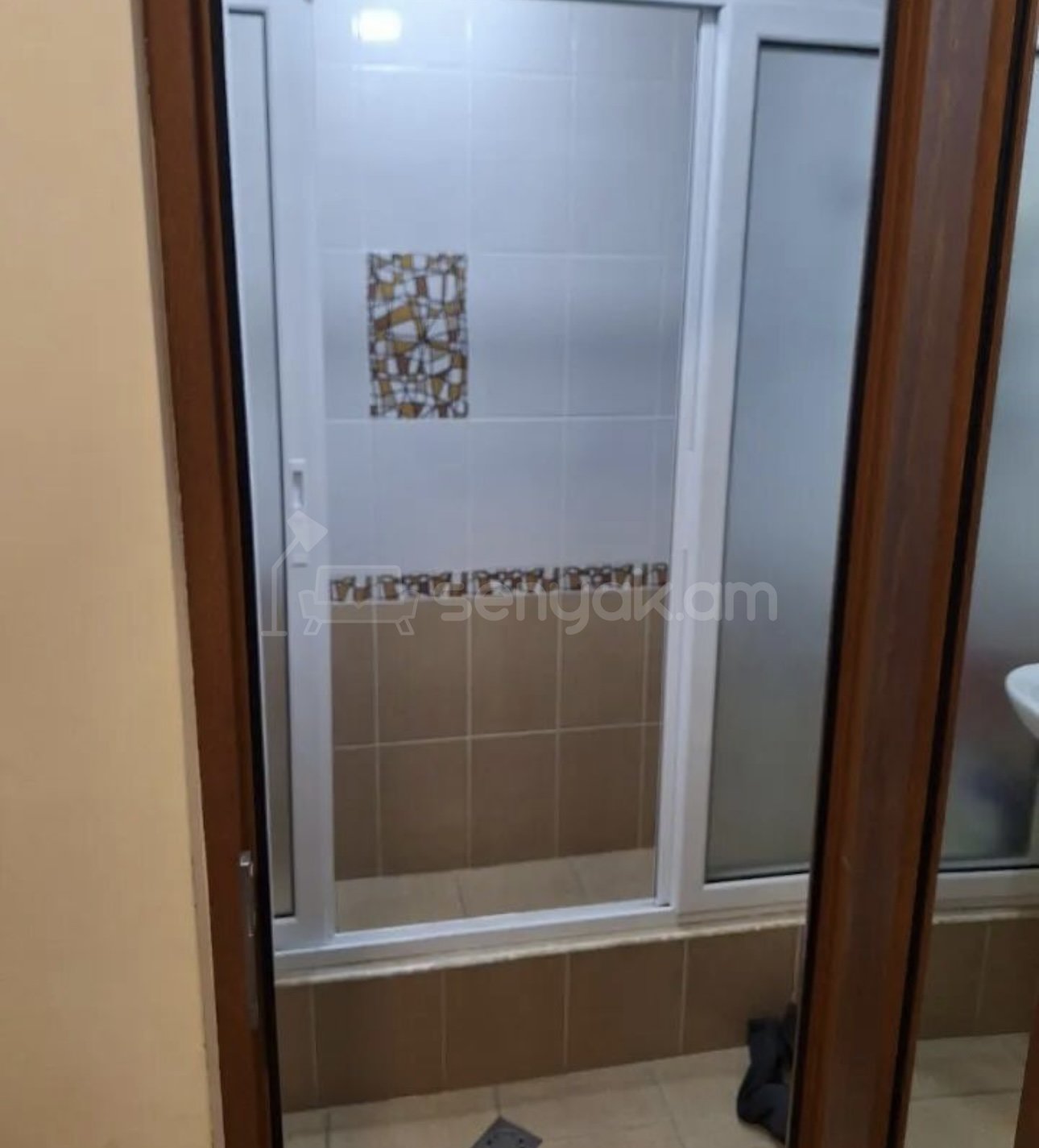 3 Սենյականոց Բնակարան, 77քմ, 2/9 հարկ, Կապիտալ Վերանորոգված, Կահավորված, Արևկող