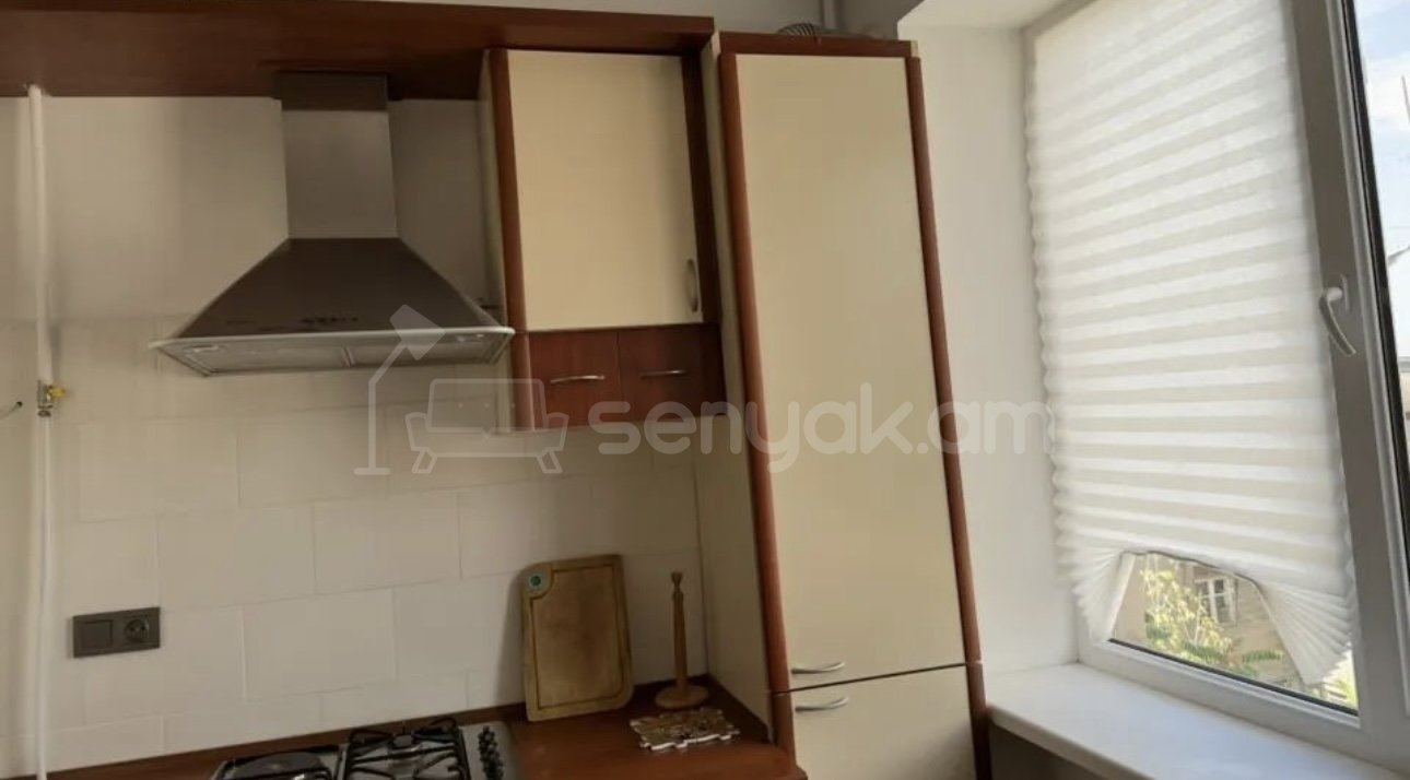 2 Սենյականոց Բնակարան Քարե Շենքում, 60քմ, 4/5 հարկ, Դիզայներական Վերանորոգված, Կահավորված