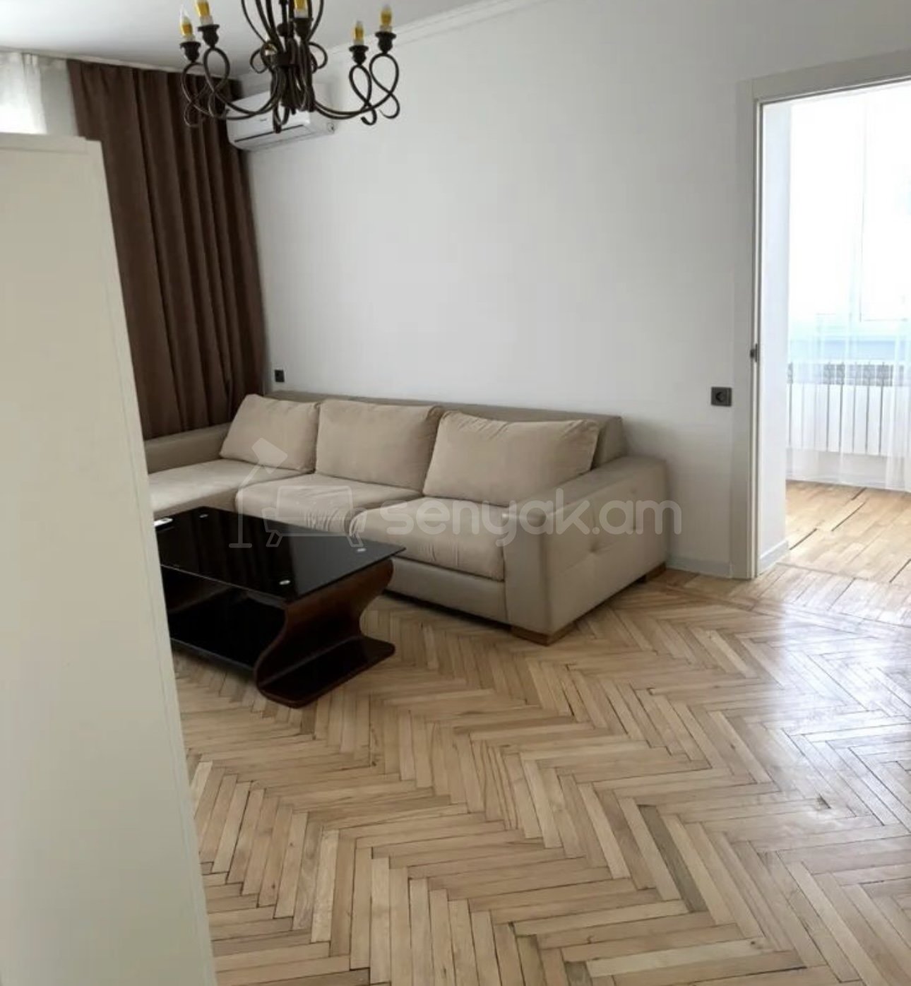 2 Սենյականոց Բնակարան Քարե Շենքում, 60քմ, 4/5 հարկ, Դիզայներական Վերանորոգված, Կահավորված