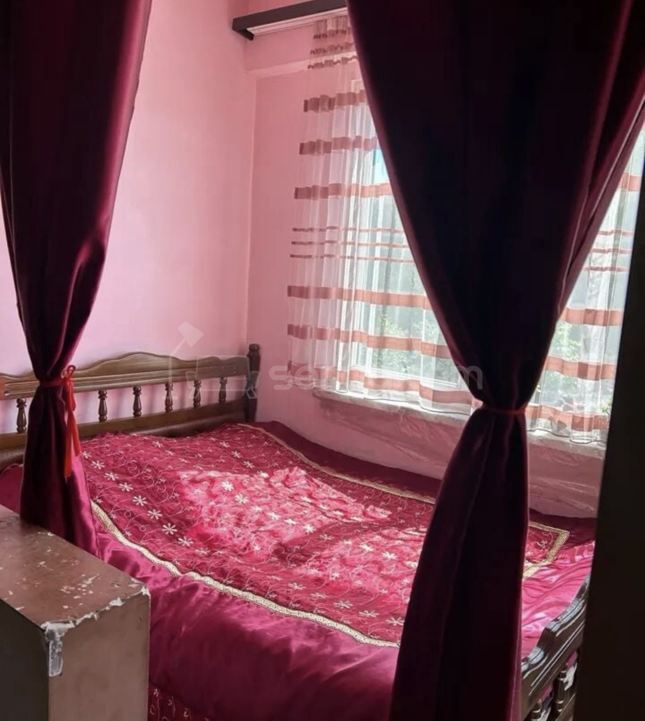 1 Սենյականոց Բնակարան, 50քմ, 2/9 հարկ, Նորմալ Վիճակում, Մասամբ Կահավորված, Արևկող