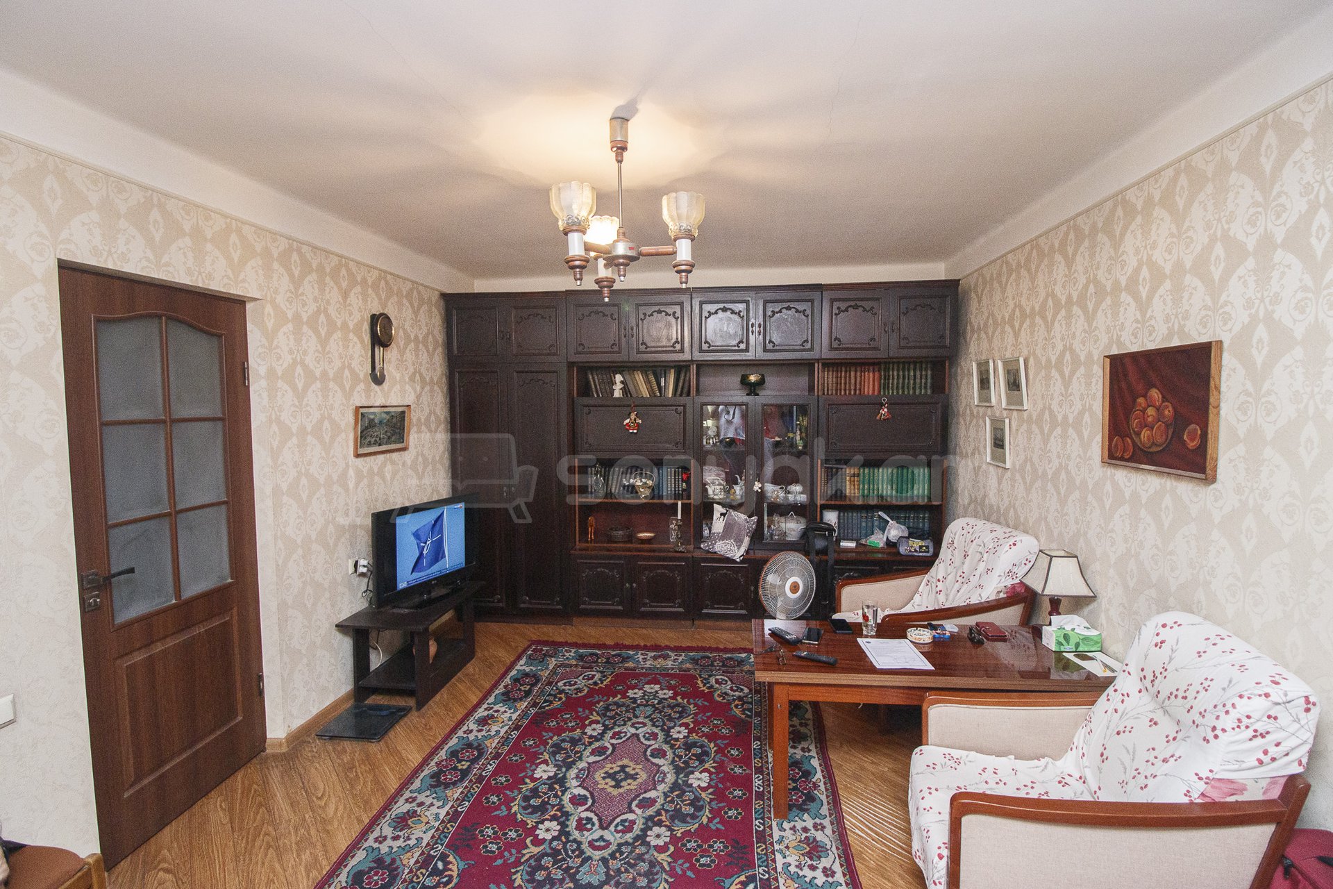 1 Սենյականոց Բնակարան Քարե Շենքում, 45քմ, 2/5 հարկ, Նորմալ Վիճակում