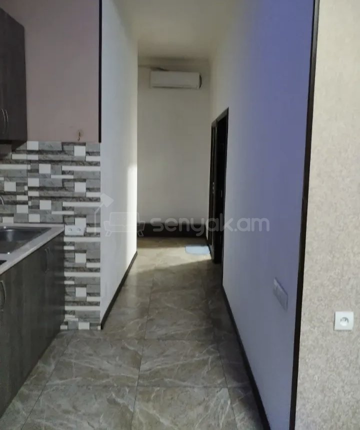 2 Սենյականոց Բնակարան Քարե Շենքում, 52քմ, 3/5 հարկ, Կապիտալ Վերանորոգված, Կահավորված, Արևկող