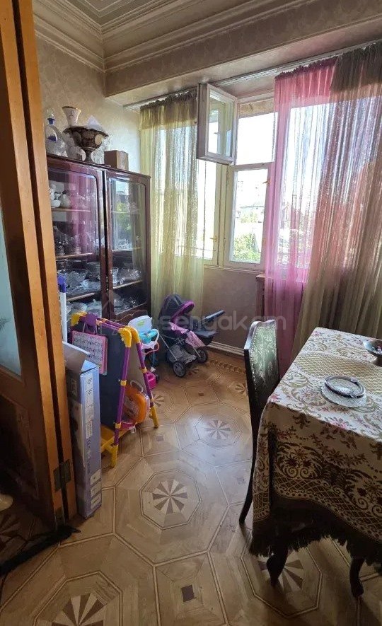 3 Սենյականոց Բնակարան, 77քմ, 3/9 հարկ, Կապիտալ Վերանորոգված