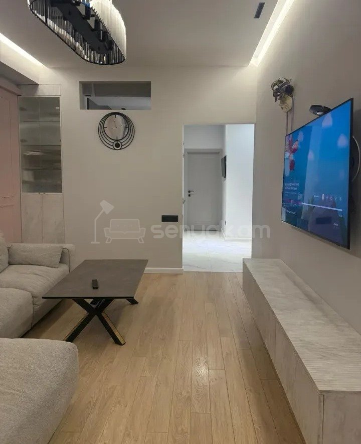 3 Սենյականոց Բնակարան Նորակառույցում, 90քմ, 2/6 հարկ, Կապիտալ Վերանորոգված