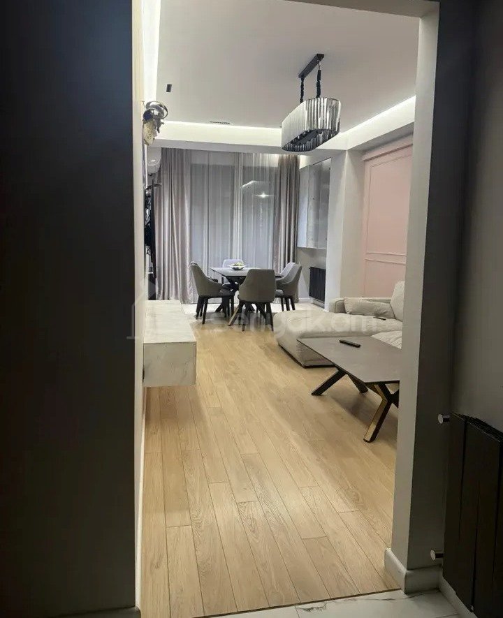 3 Սենյականոց Բնակարան Նորակառույցում, 90քմ, 2/6 հարկ, Կապիտալ Վերանորոգված