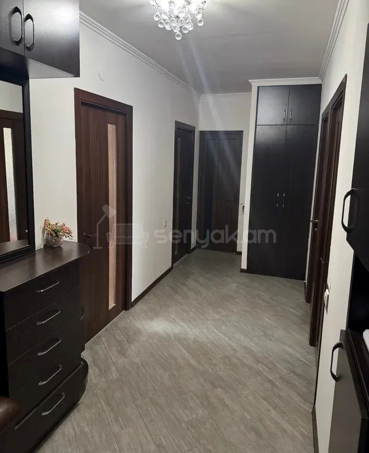 3 Սենյականոց Բնակարան, 80քմ, 4/9 հարկ, Կապիտալ Վերանորոգված