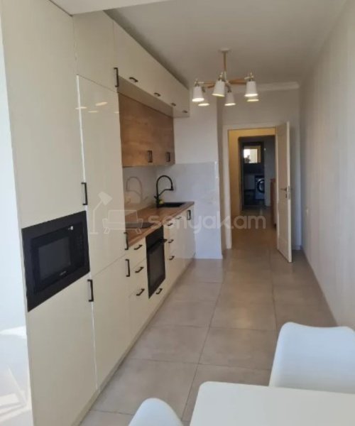 3 Սենյականոց Բնակարան, 81քմ, 14/16 հարկ, Կապիտալ Վերանորոգված, Կահավորված, Արևկող