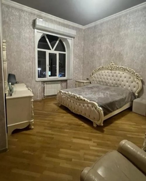 3 Սենյականոց Բնակարան Քարե Շենքում, 75քմ, 4/5 հարկ, Կոսմետիկ Վերանորոգված, Կահավորված, Արևկող