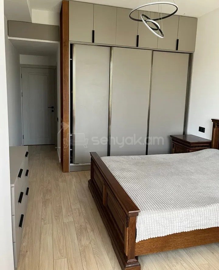 3 Սենյականոց Բնակարան Նորակառույցում, 90քմ, 2/6 հարկ, Կապիտալ Վերանորոգված