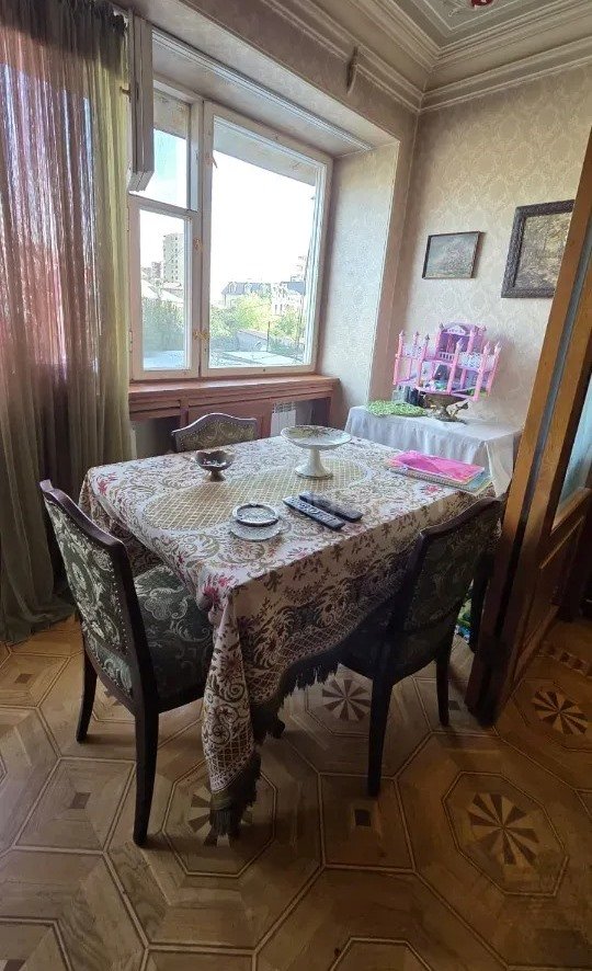 3 Սենյականոց Բնակարան, 77քմ, 3/9 հարկ, Նորմալ Վիճակում