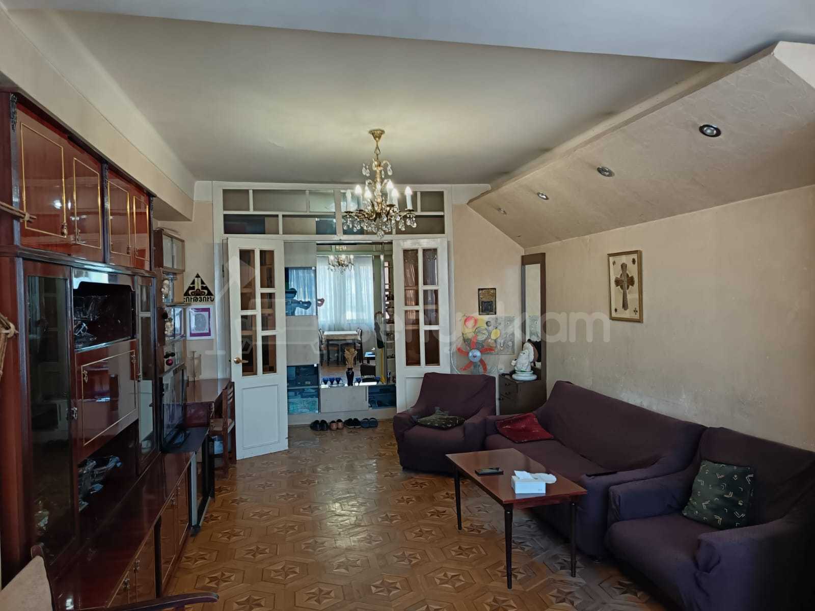 2 Սենյականոց Բնակարան, 72քմ, 8/10 հարկ, Կոսմետիկ Վերանորոգված