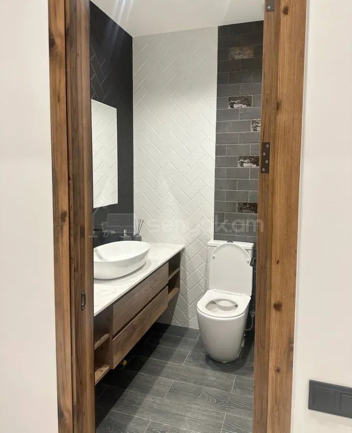 3 Սենյականոց Բնակարան Նորակառույցում, 110քմ, 17/18 հարկ, Դիզայներական Վերանորոգված