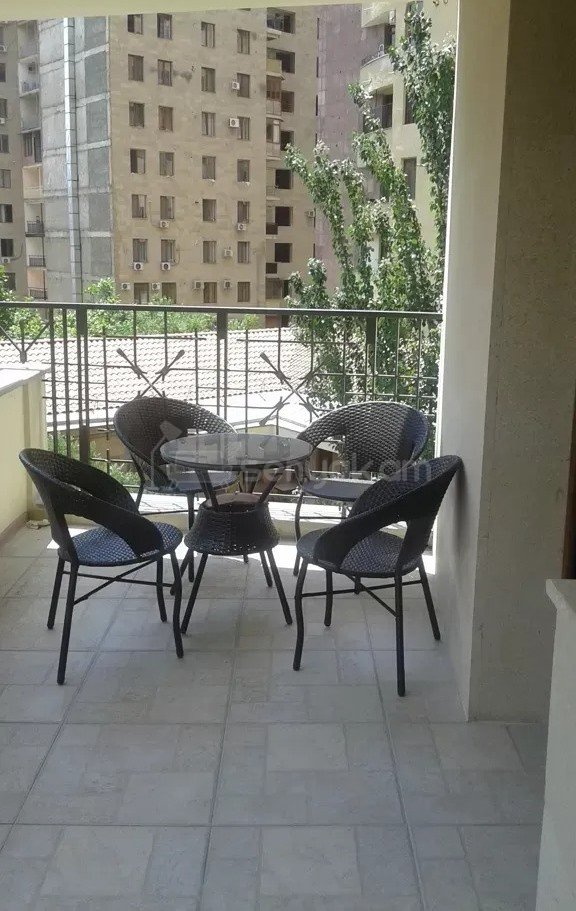 3 Սենյականոց Բնակարան Նորակառույցում, 110քմ, 5/18 հարկ, Դիզայներական Վերանորոգված