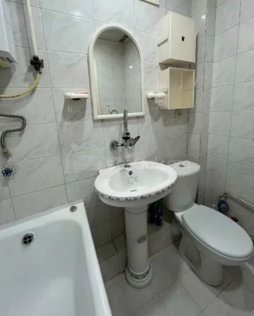 2 Սենյականոց Բնակարան Քարե Շենքում, 50քմ, 2/5 հարկ, Կոսմետիկ Վերանորոգված, Կահավորված, Արևկող