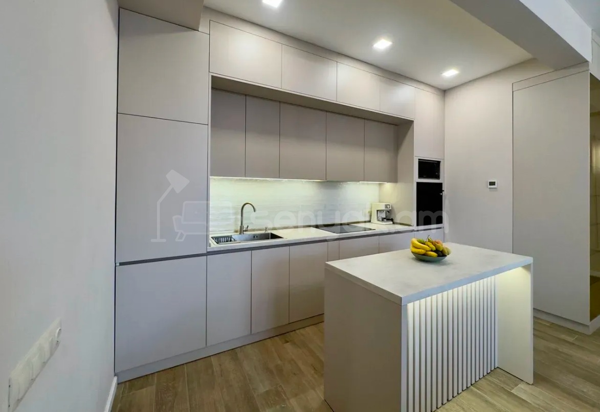 4 Սենյականոց Բնակարան Նորակառույցում, 83քմ, 2/16 հարկ, Դիզայներական Վերանորոգված