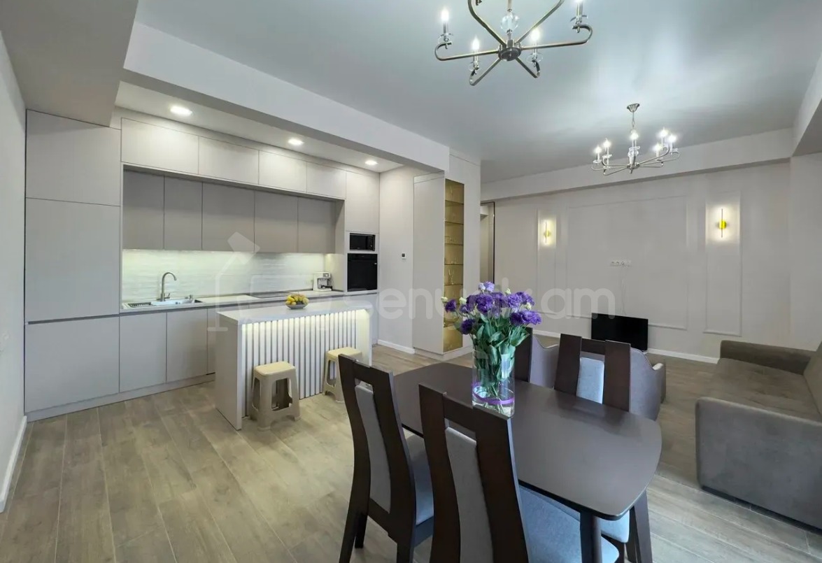 4 Սենյականոց Բնակարան Նորակառույցում, 83քմ, 2/16 հարկ, Դիզայներական Վերանորոգված