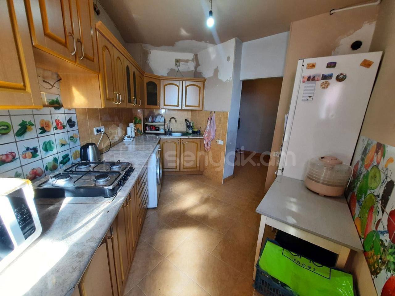 4 Սենյականոց Բնակարան, 93քմ, 14/16 հարկ, Նորմալ Վիճակում