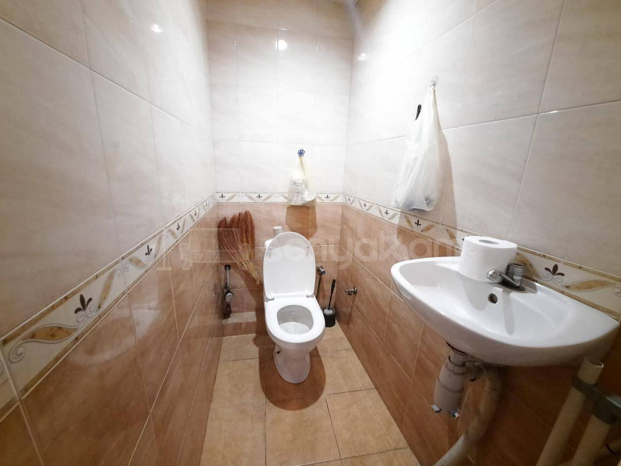 4 Սենյականոց Բնակարան, 93քմ, 14/16 հարկ, Նորմալ Վիճակում