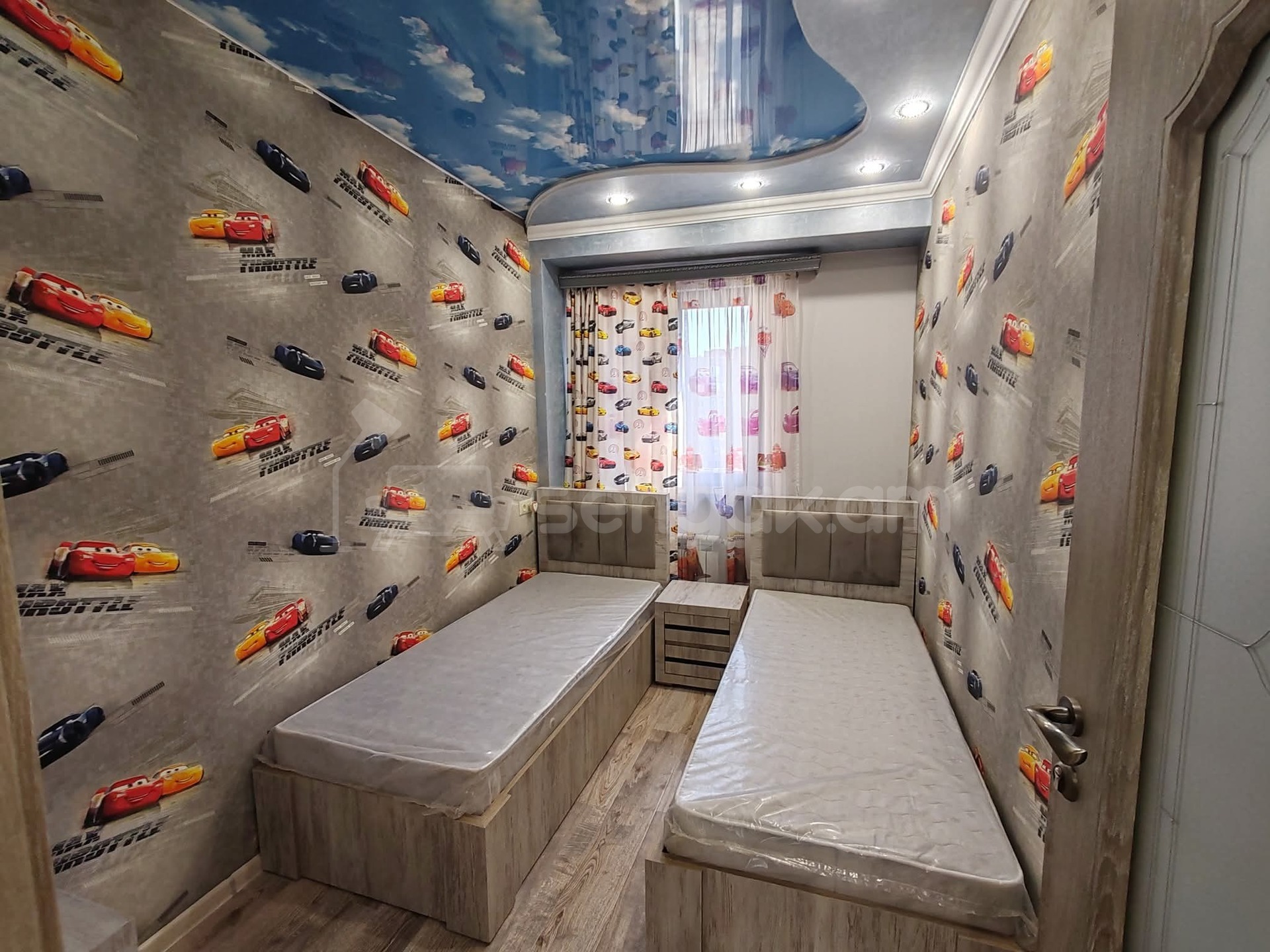 3 Սենյականոց Բնակարան, 80քմ, 7/9 հարկ, Դիզայներական Վերանորոգված, Կահավորված