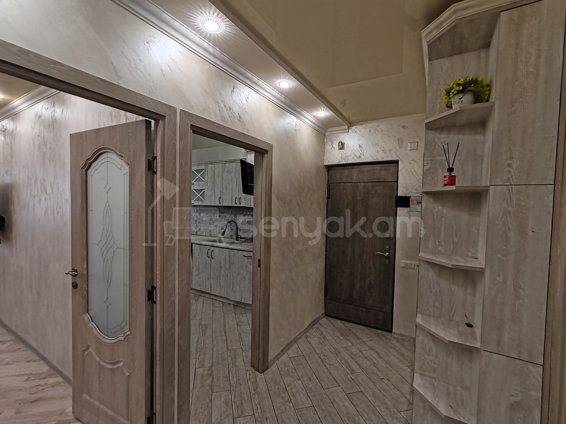 3 Սենյականոց Բնակարան, 80քմ, 7/9 հարկ, Դիզայներական Վերանորոգված, Կահավորված
