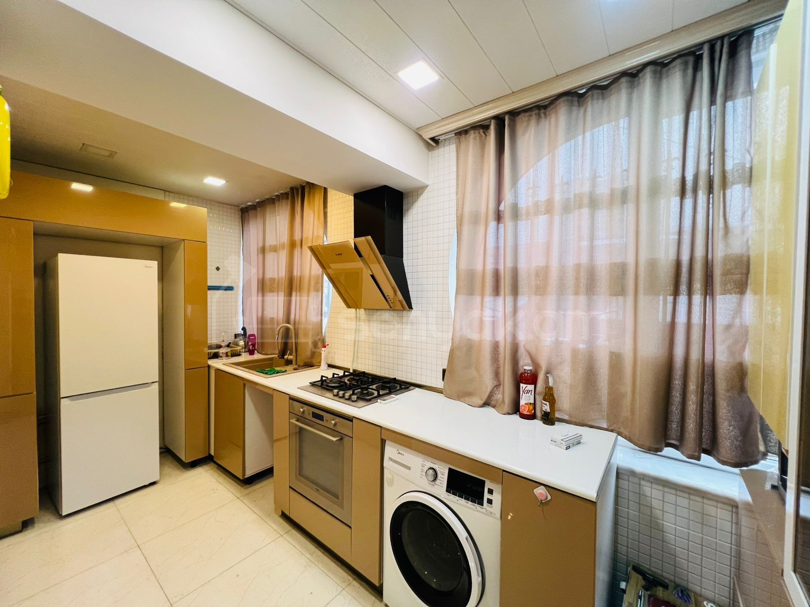 2 Սենյականոց Բնակարան, 67քմ, 2/14 հարկ, Կոսմետիկ Վերանորոգված