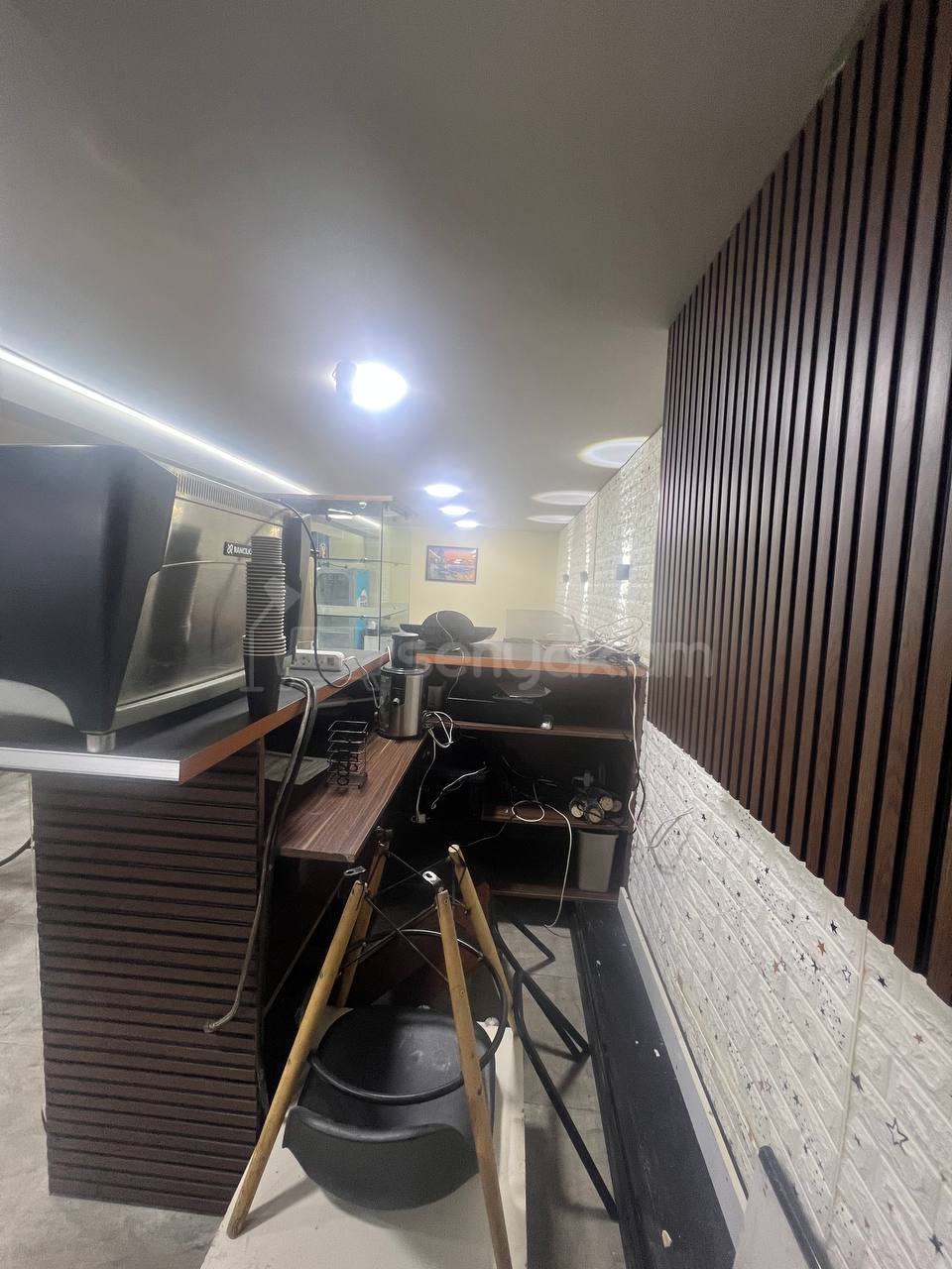 Սպասարկման Տարածք, 40քմ, Կապիտալ Վերանորոգված