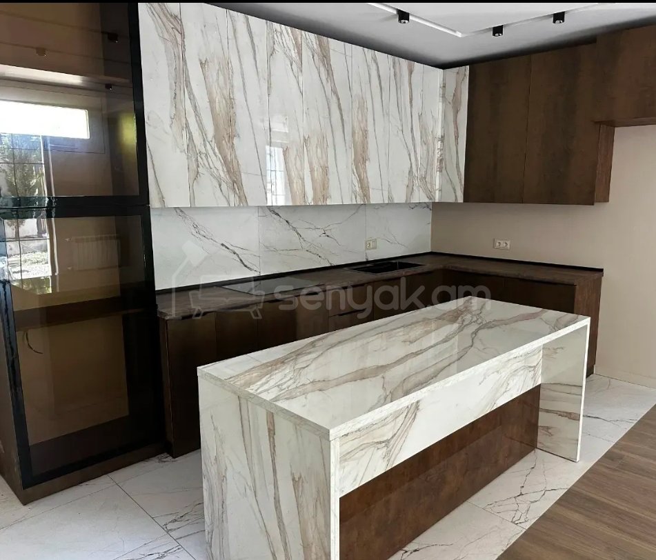 4 Սենյականոց Սեփական Տուն, 160քմ, Կապիտալ Վերանորոգված, Ավտոտնակով