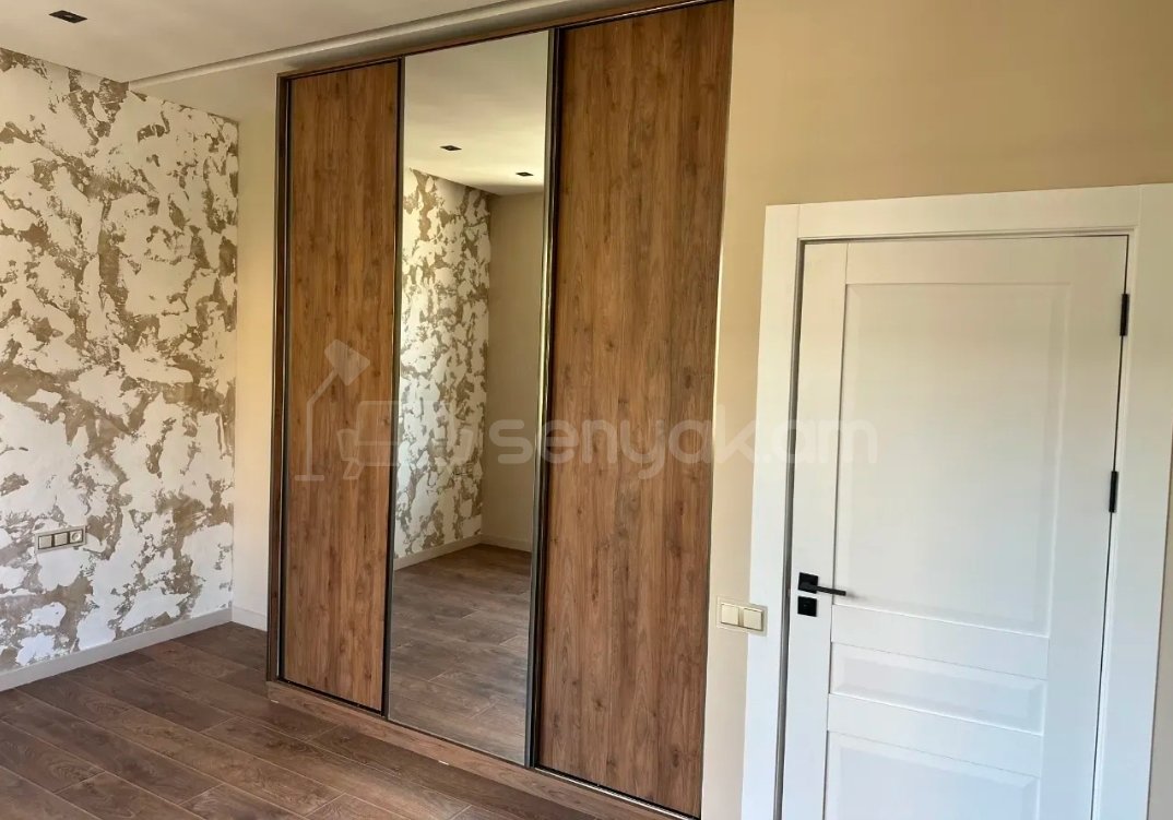 4 Սենյականոց Սեփական Տուն, 160քմ, Կապիտալ Վերանորոգված, Ավտոտնակով