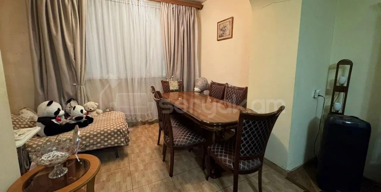 3 Սենյականոց Բնակարան Քարե Շենքում, 89քմ, 2/5 հարկ, Կոսմետիկ Վերանորոգված