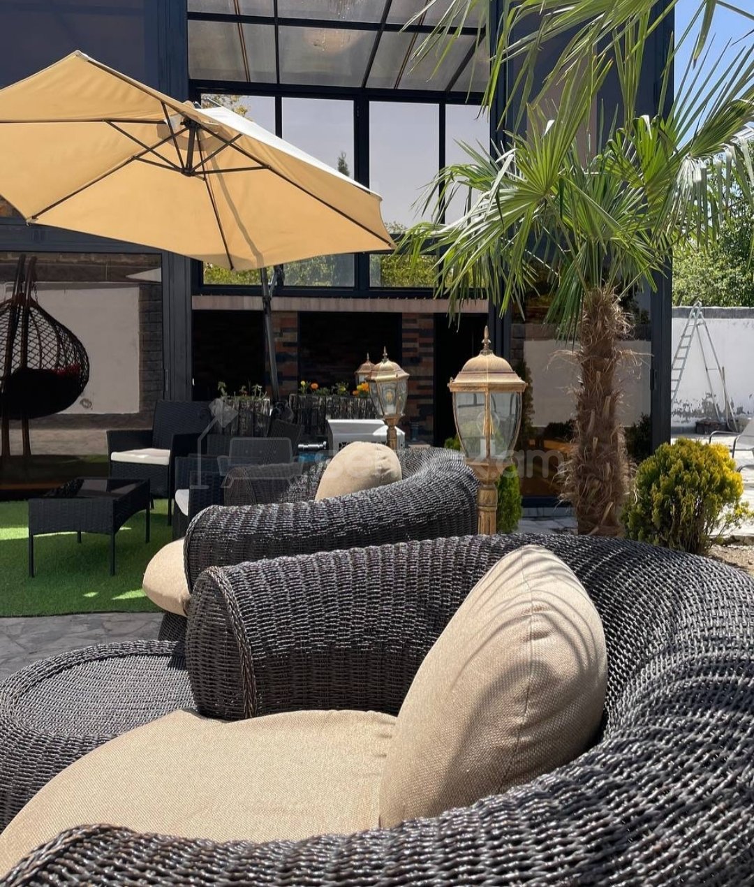 4 Սենյականոց Ամառանոց, 200քմ, Լողավազանով