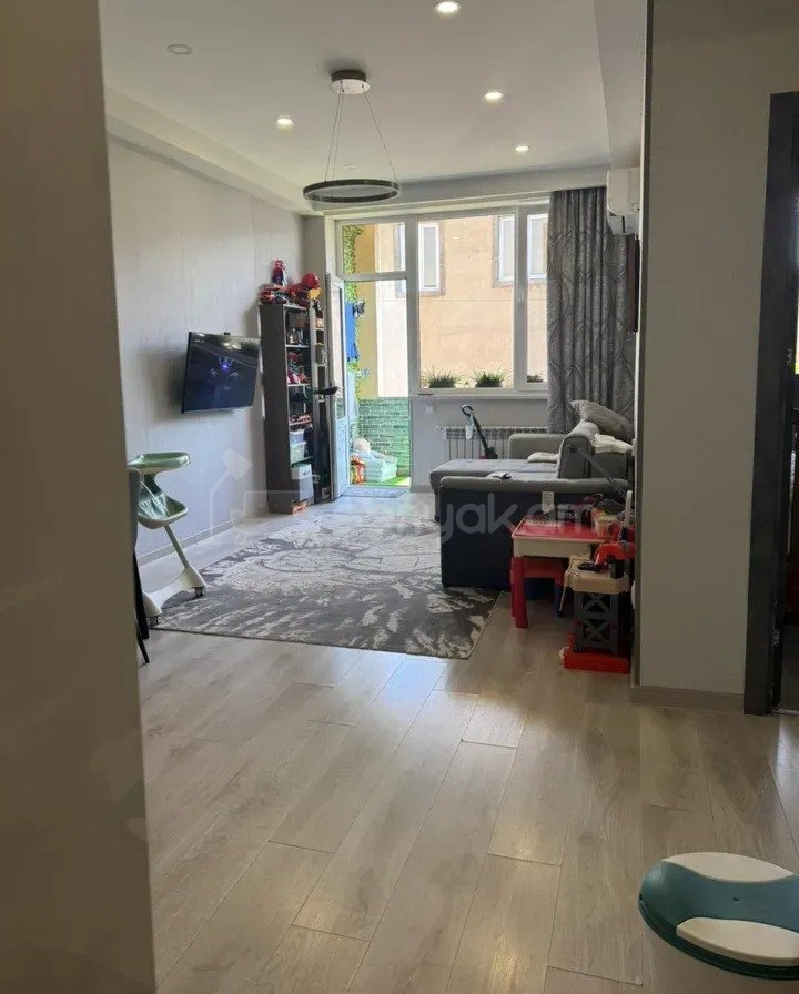 3 Սենյականոց Բնակարան Նորակառույցում, 52քմ, 3/4 հարկ, Կապիտալ Վերանորոգված