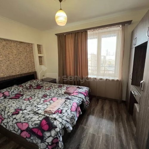 2 Սենյականոց Բնակարան Քարե Շենքում, 40քմ, 4/4 հարկ, Կապիտալ Վերանորոգված