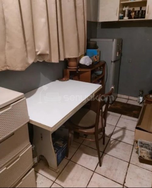 2 Սենյականոց Բնակարան Քարե Շենքում, 48քմ, 1/5 հարկ, Պետական Վիճակում