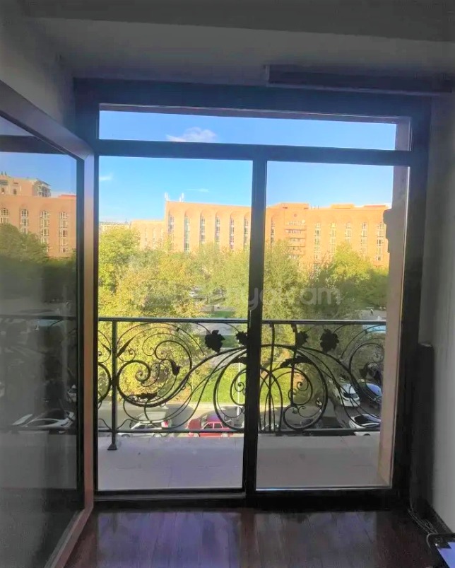 Նորակառույց Օֆիսային Տարածք, 75քմ